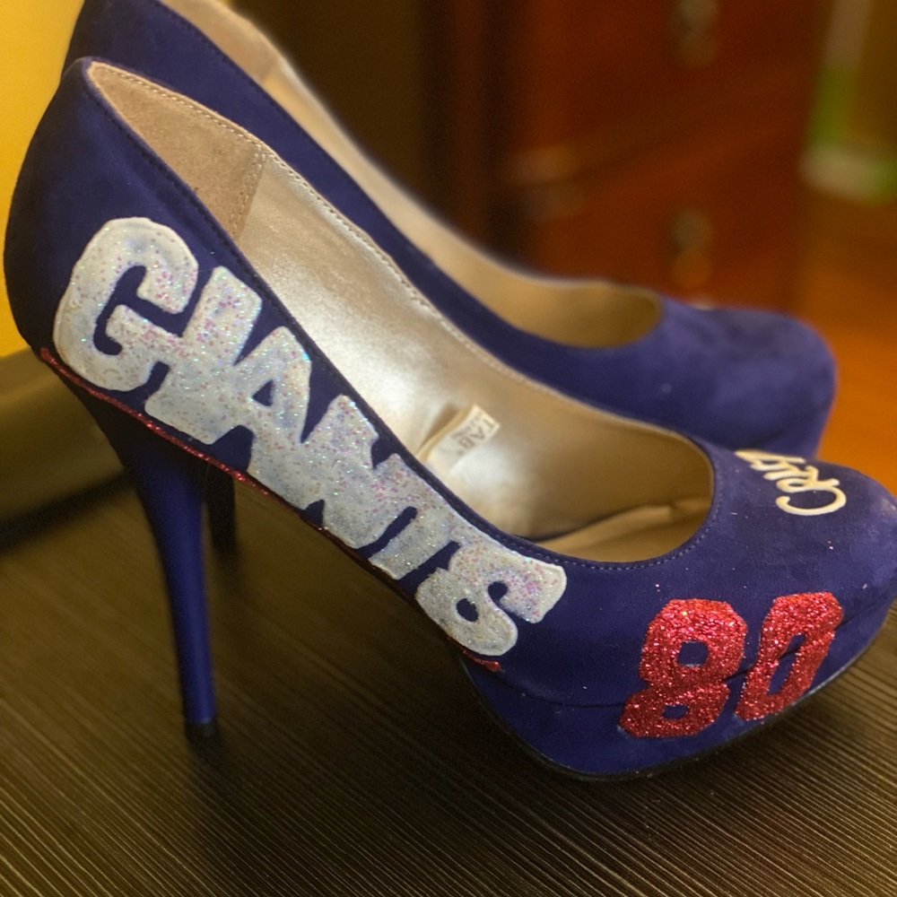 Victor Cruz Stilettos Giants